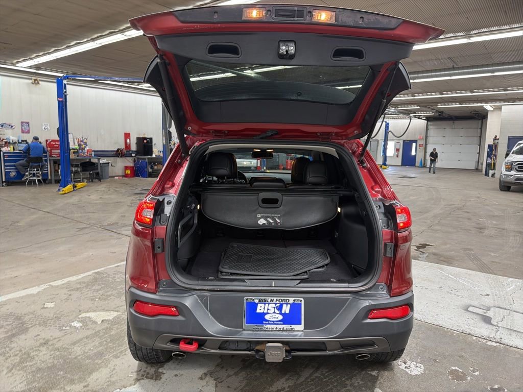Used 2014 Jeep Cherokee Trailhawk w/ Comfort/Convenience Group image 11