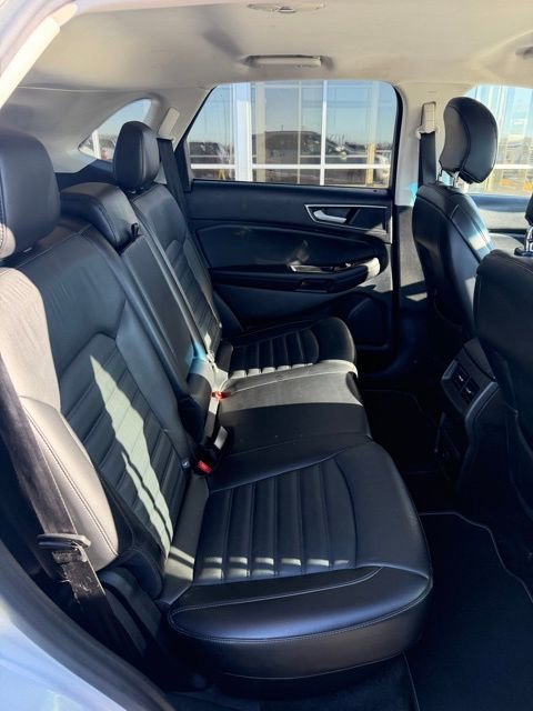 Used 2015 Ford Edge SEL w/ Equipment Group 201A image 18