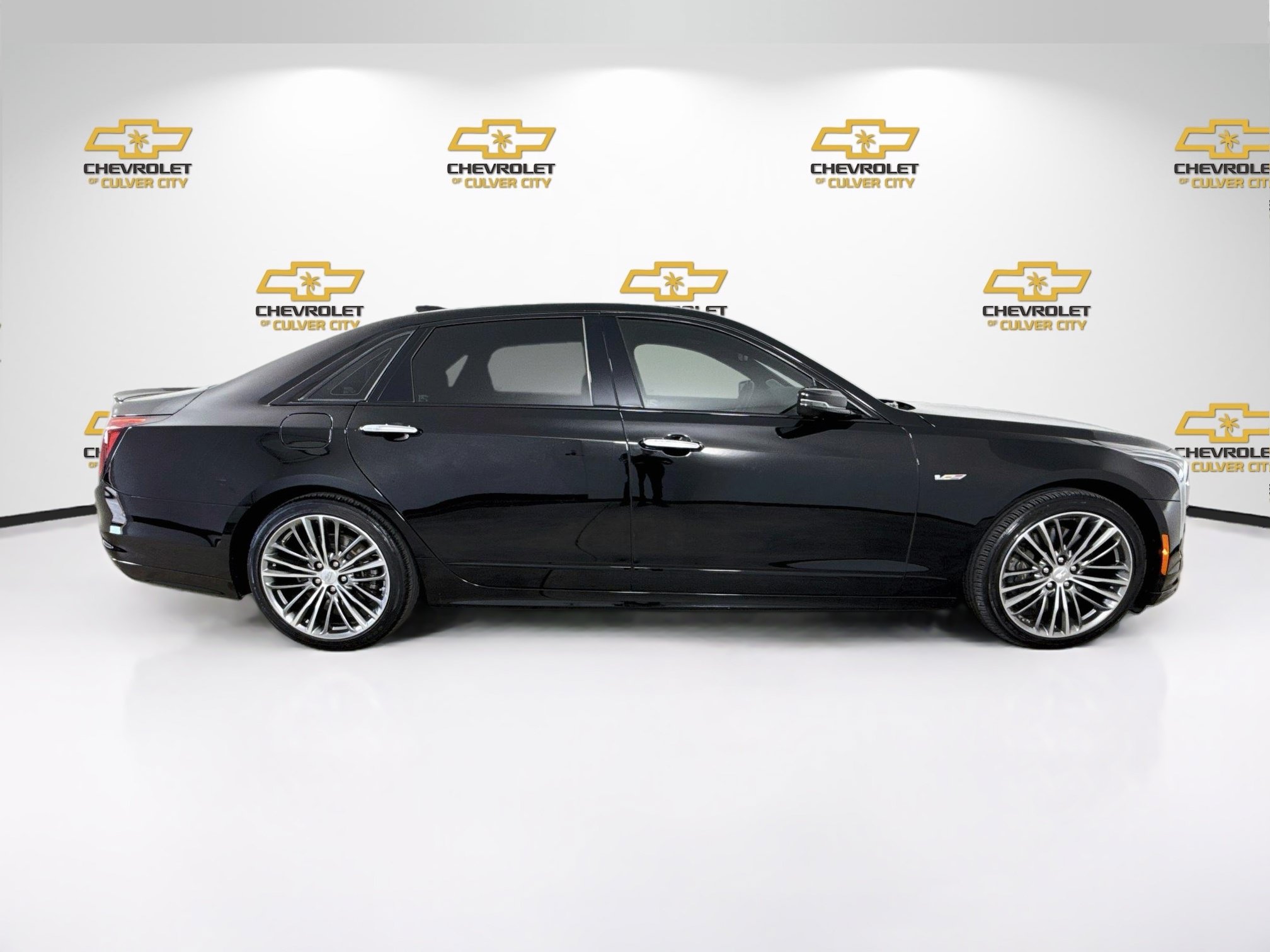 Used 2020 Cadillac CT6 V w/ LPO, Premium Carpet Package AWD/4WD image 9