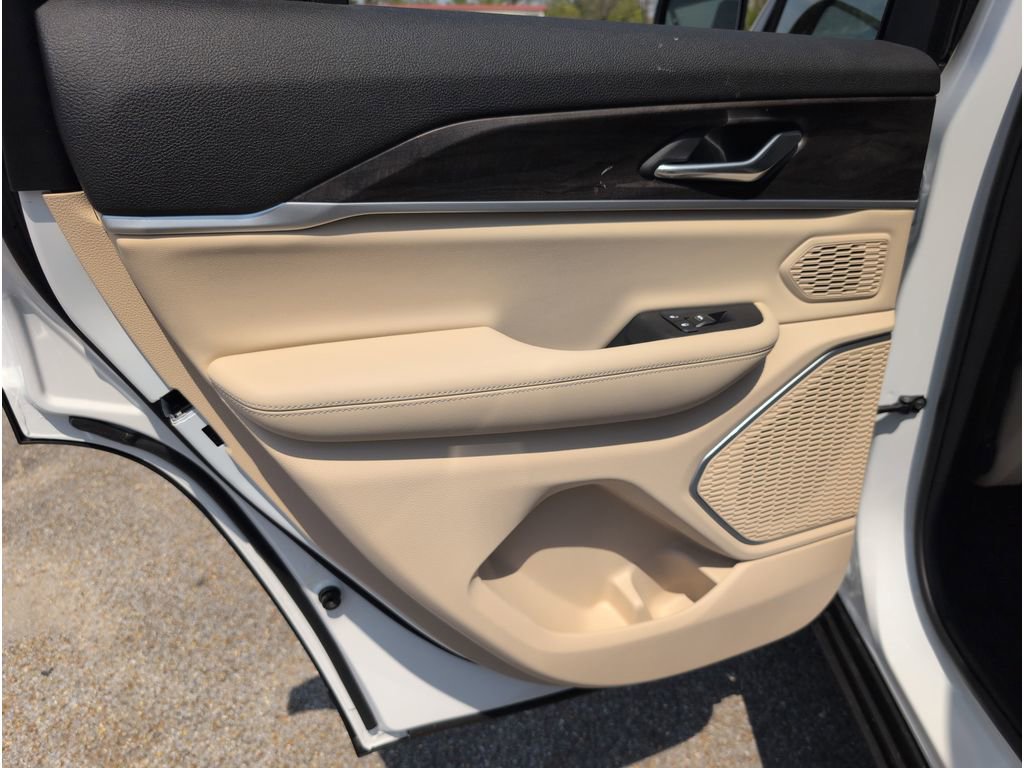 New 2026 Jeep Grand Cherokee Limited image 31