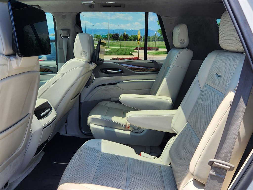 Used 2021 Cadillac Escalade Sport Platinum image 10