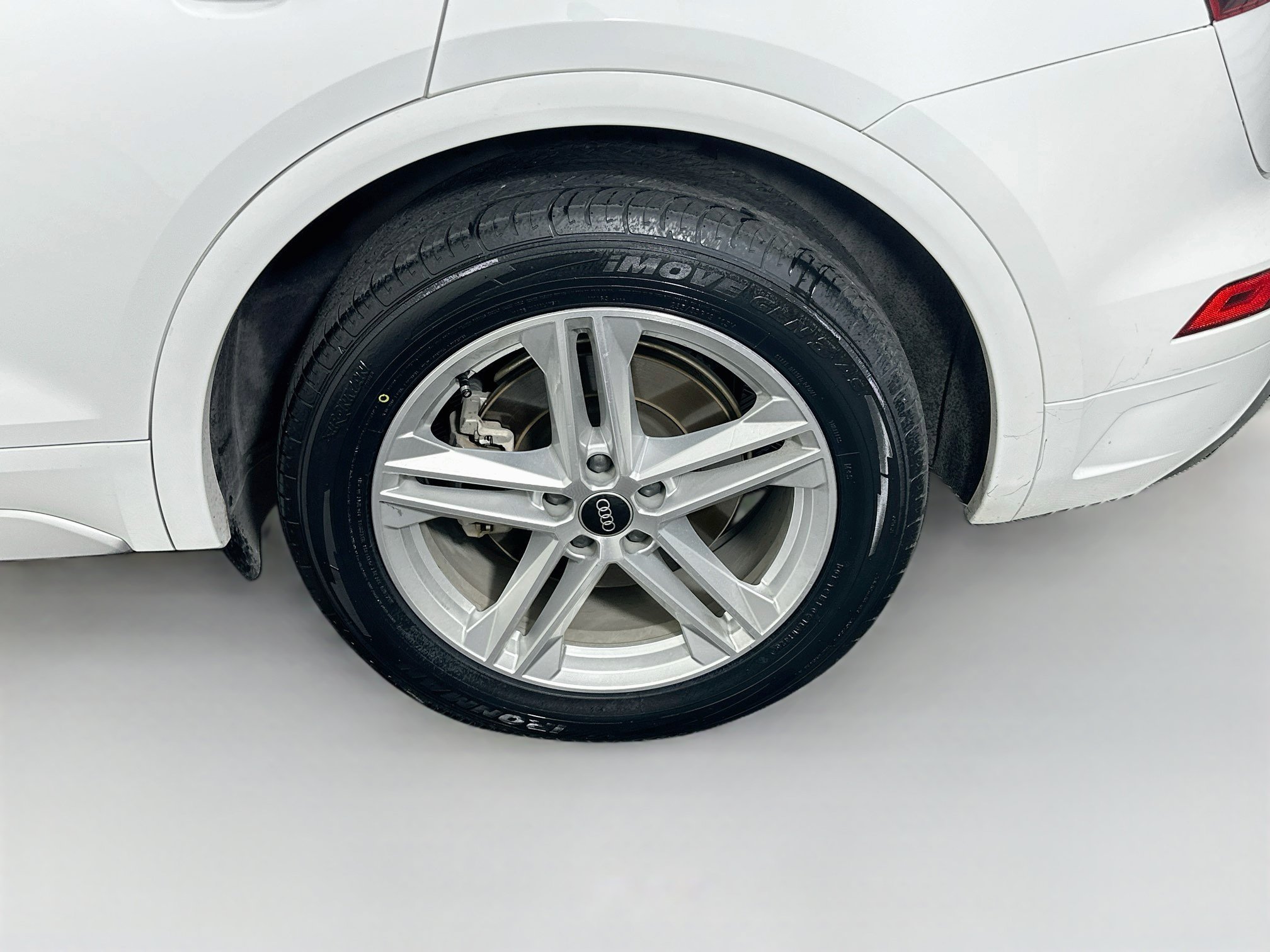 Used 2022 Audi Q5 e Premium AWD/4WD image 11