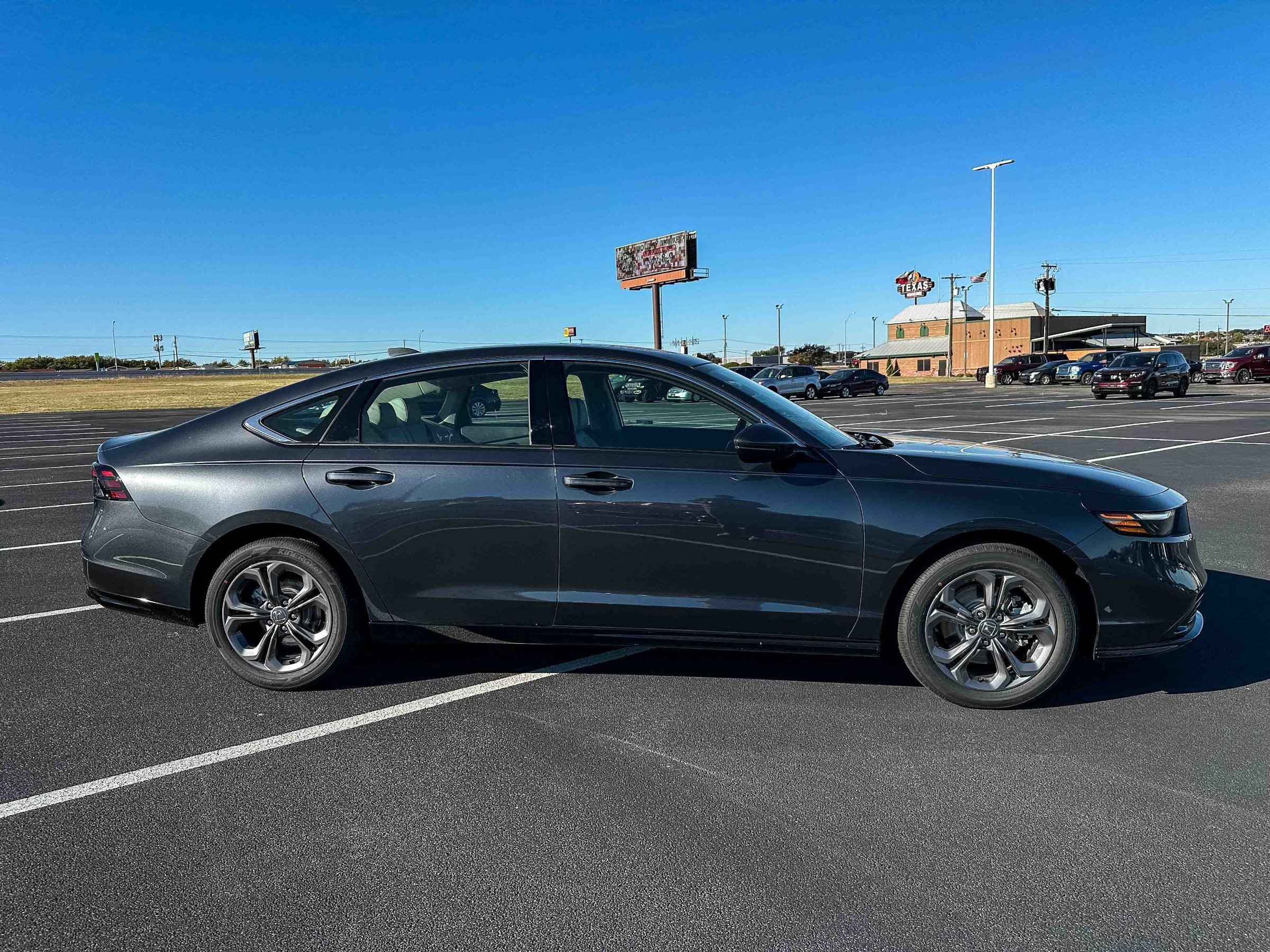 New 2025 Honda Accord EX-L image 5