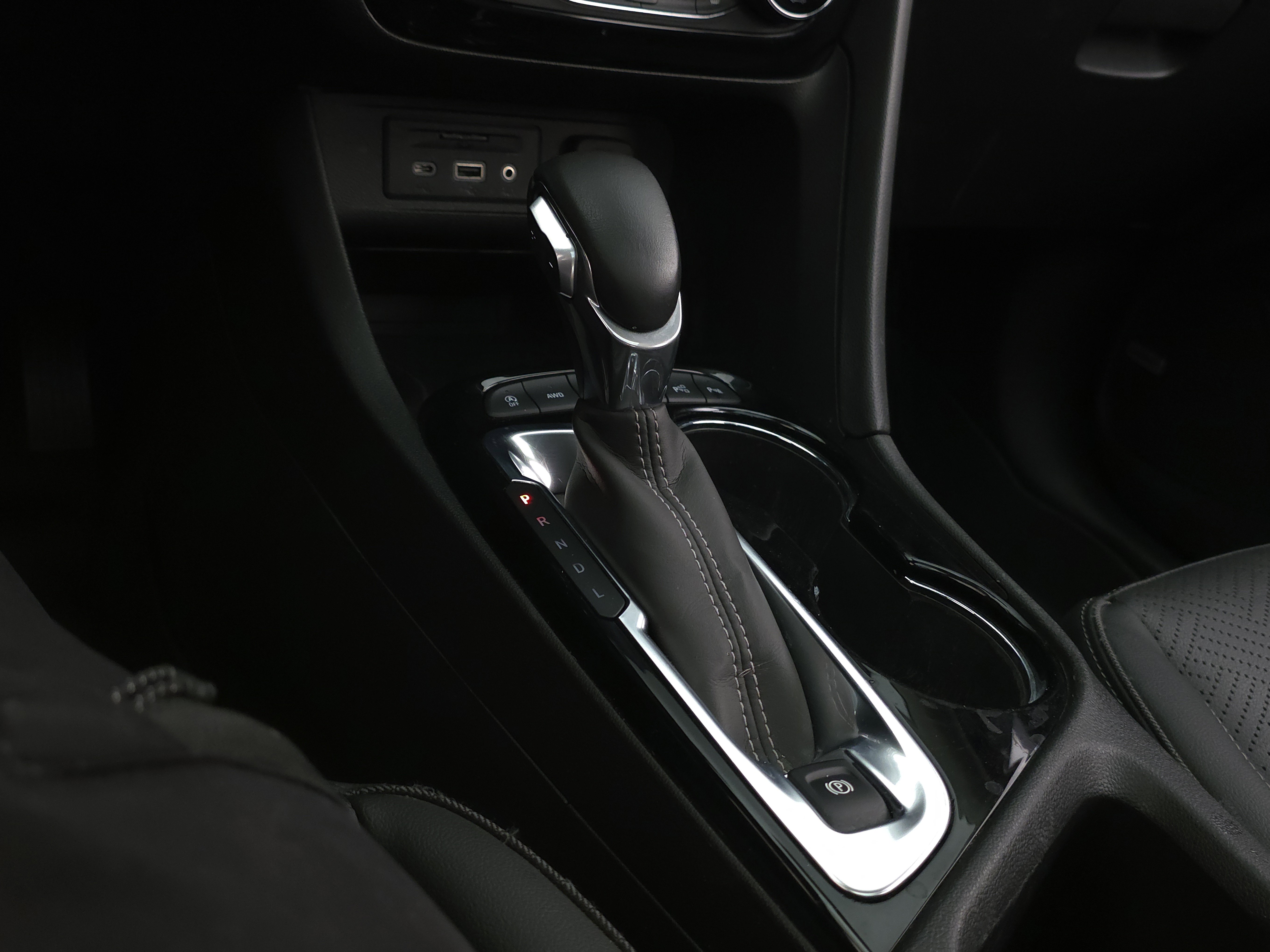 Used 2022 Buick Encore GX Essence w/ Advanced Technology Package image 21