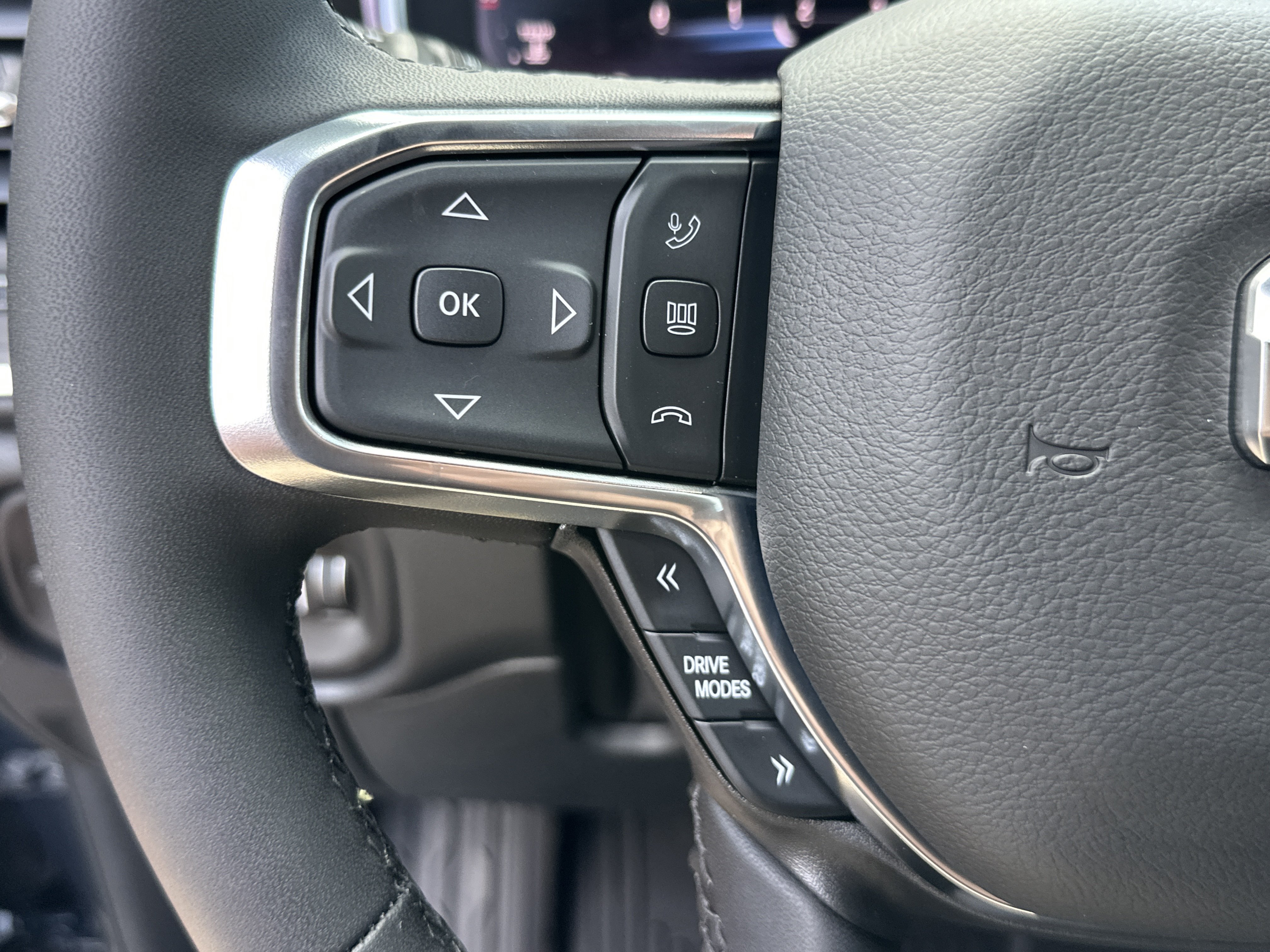 New 2027 RAM 1500 Laramie w/ Night Edition AWD/4WD image 12