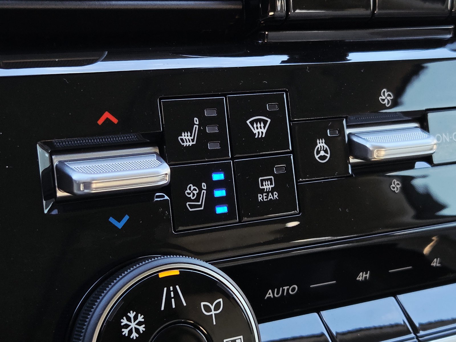 New 2027 Nissan Armada Platinum AWD/4WD image 16