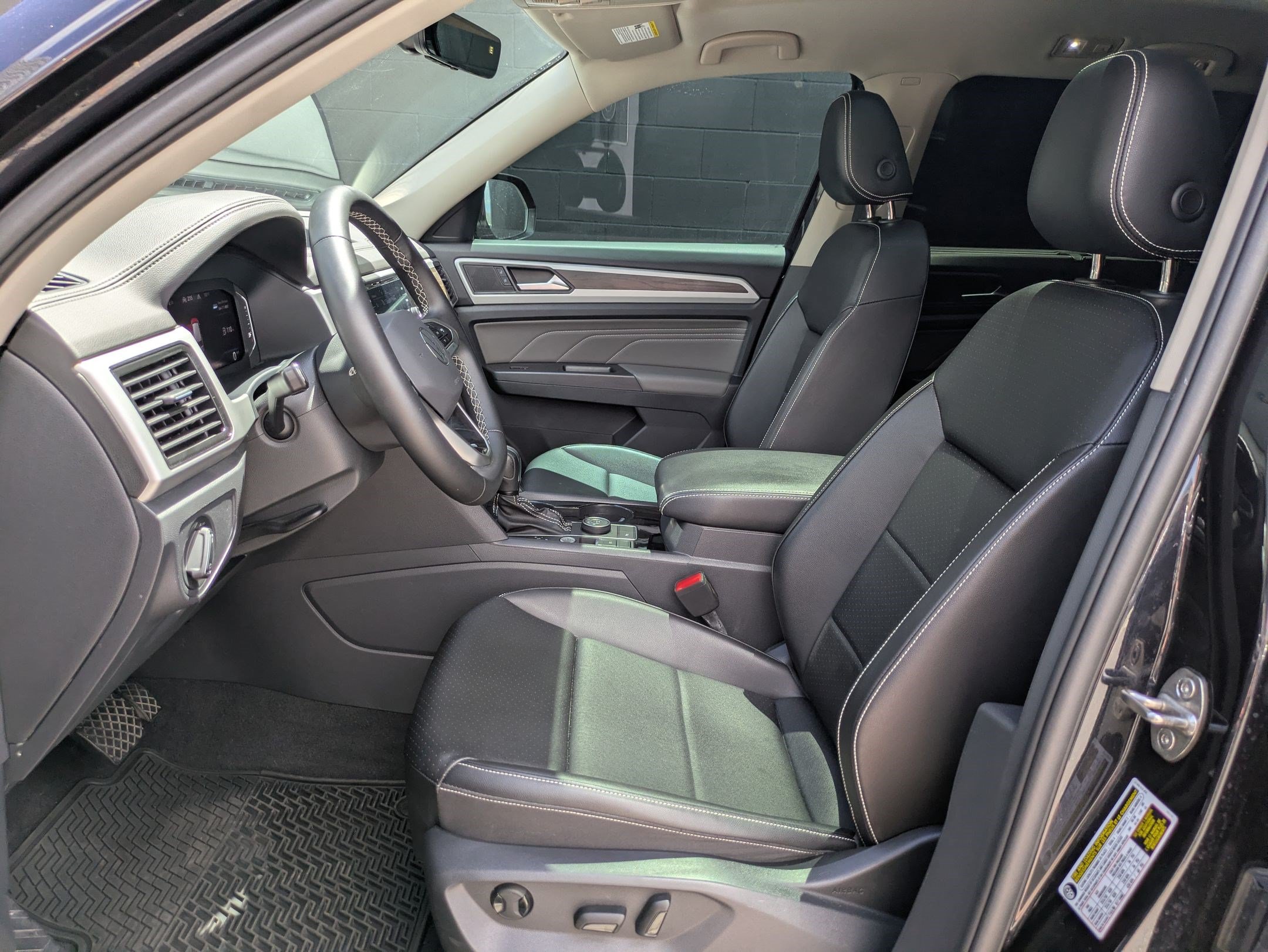 Used 2022 Volkswagen Atlas SE w/ Panoramic Sunroof Package AWD/4WD image 21