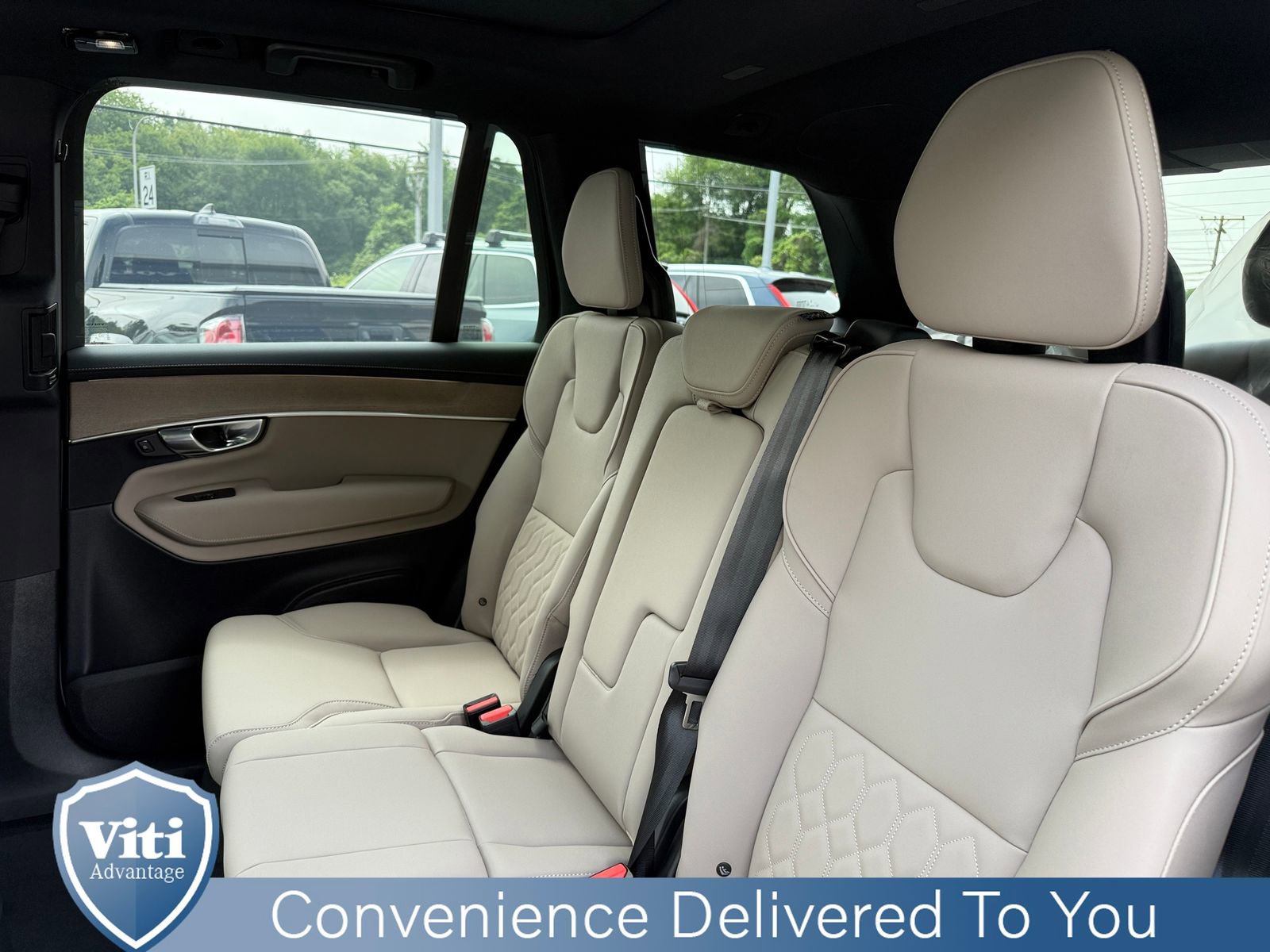 New 2026 Volvo XC90 T8 Plus image 14