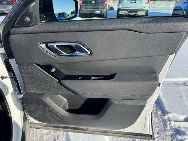 Used 2025 Land Rover Range Rover Velar Dynamic SE image 33