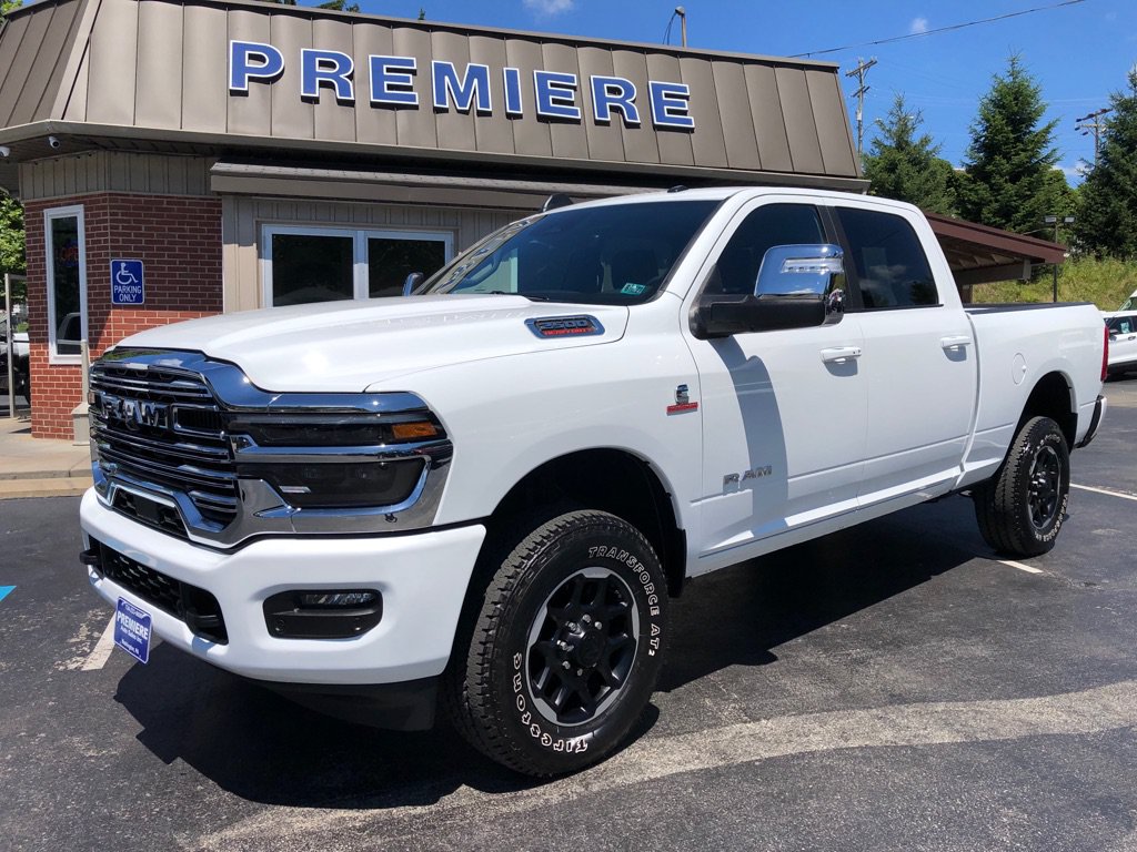 Used 2026 RAM 2500 Laramie AWD/4WD image 10