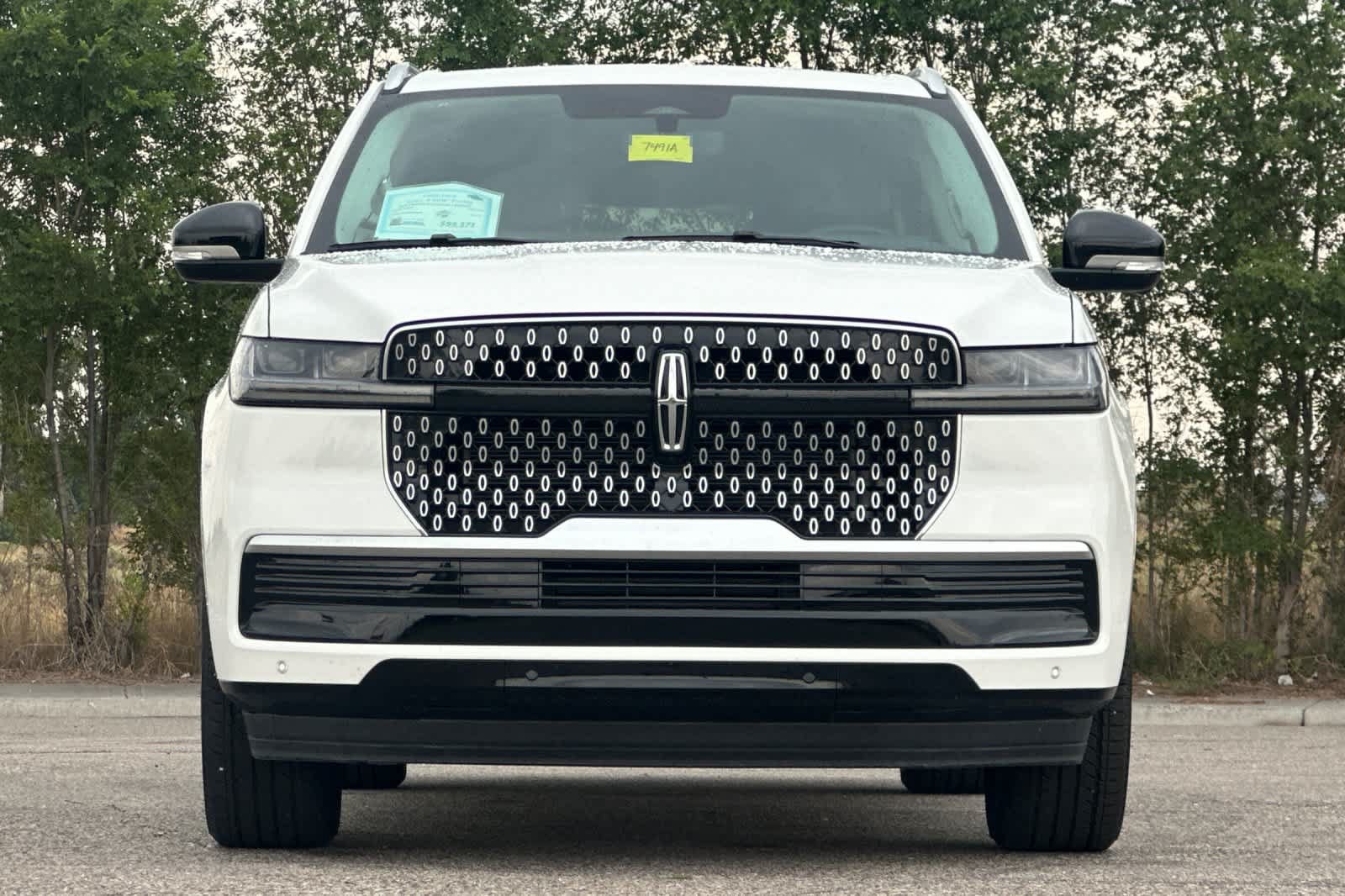Used 2026 Lincoln Navigator L Reserve AWD/4WD image 10