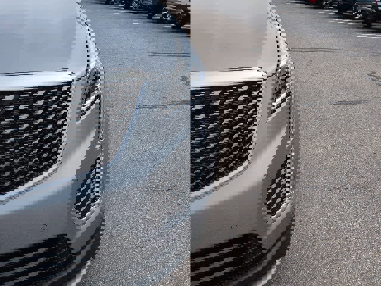 Used 2025 Cadillac XT5 Premium Luxury image 10