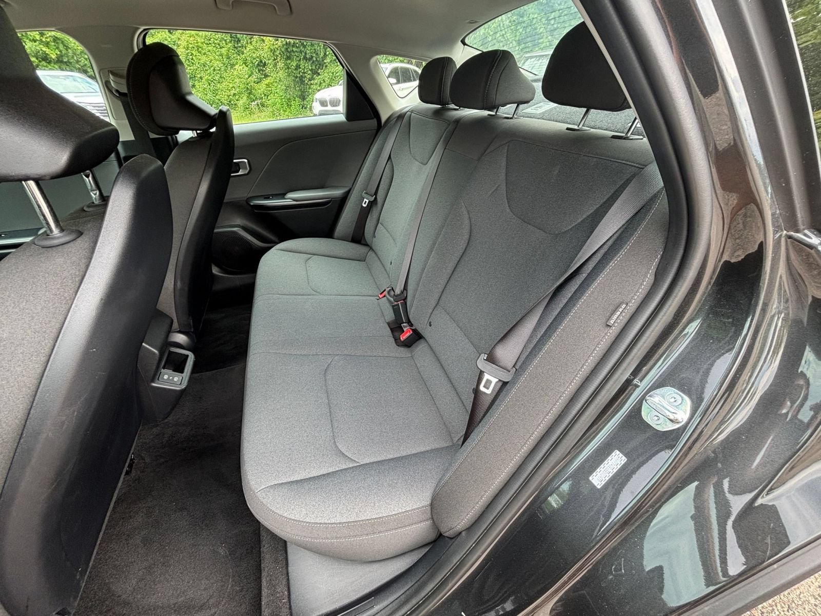 Used 2025 Kia K4 FWD image 36