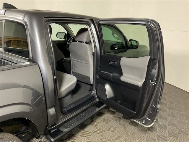 Used 2022 Toyota Tacoma SR image 29