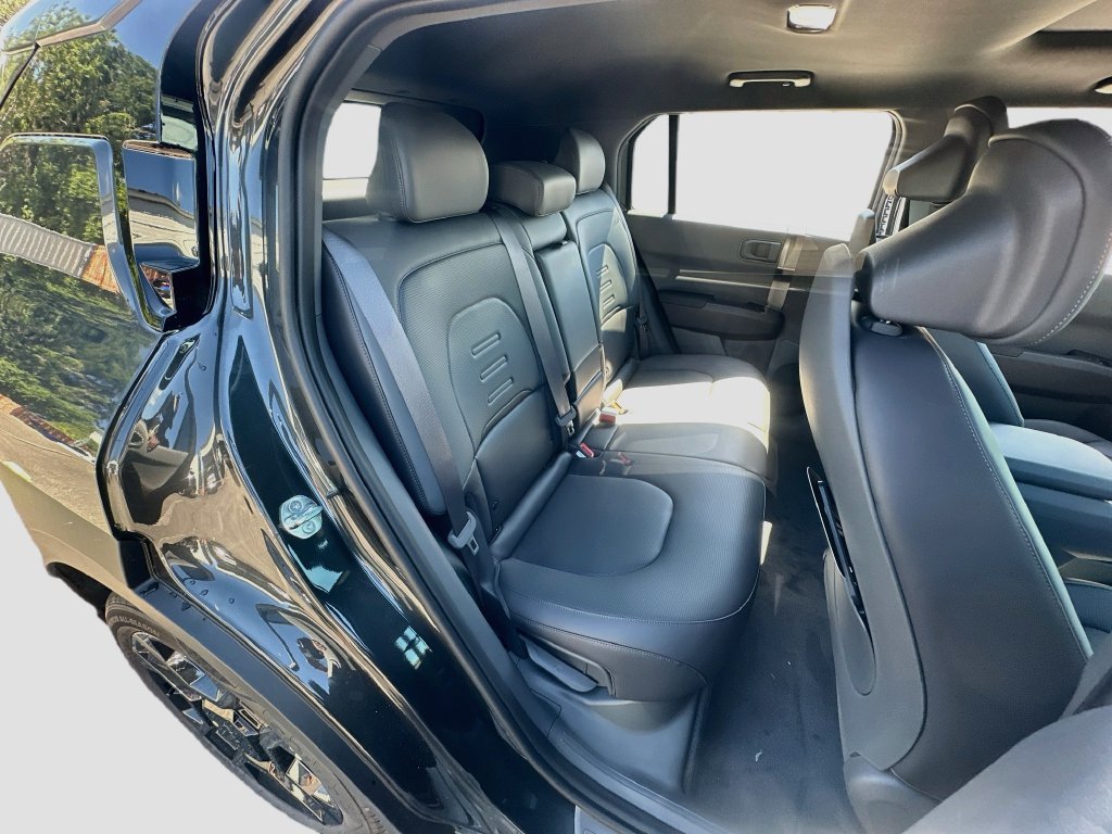 New 2027 Kia EV3 Land FWD image 27
