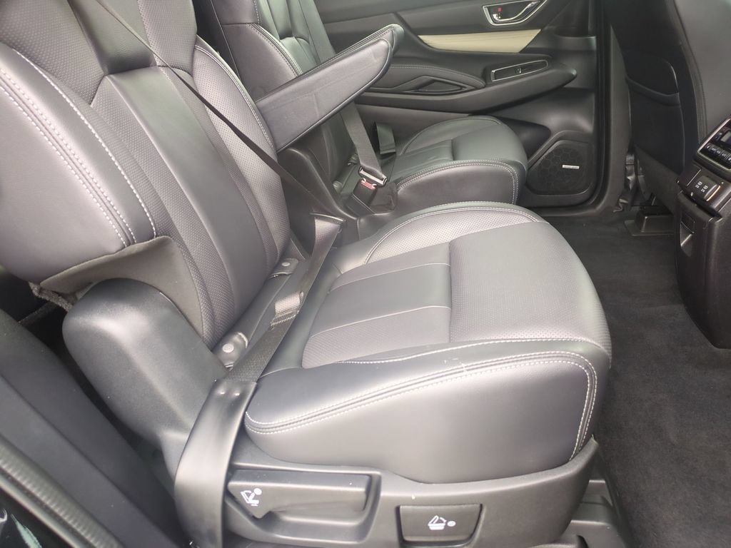 Used 2020 Subaru Ascent Limited w/ Technology Package AWD/4WD image 16