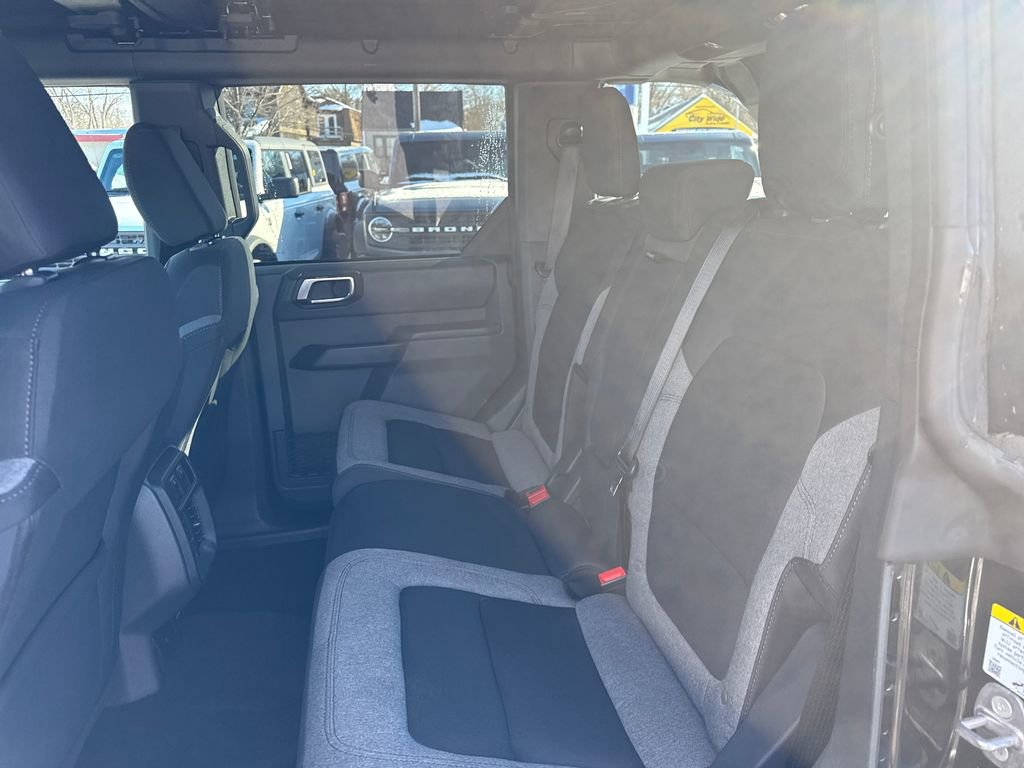 Used 2025 Ford Bronco Big Bend image 13