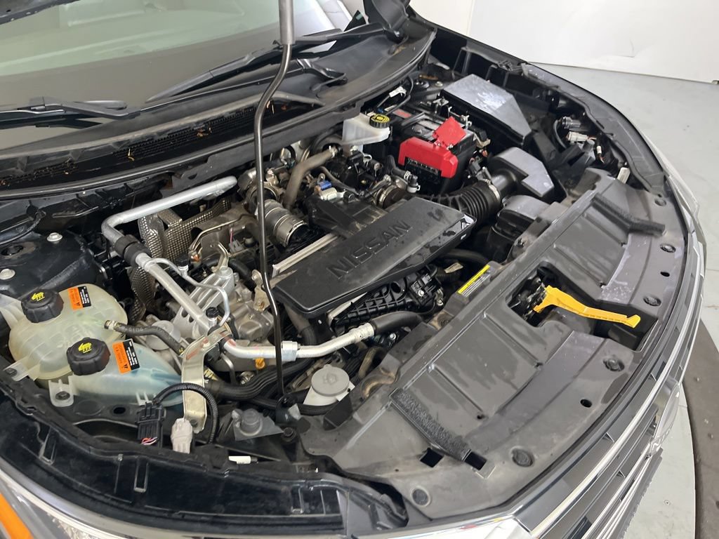 Used 2024 Nissan Rogue S AWD/4WD image 11