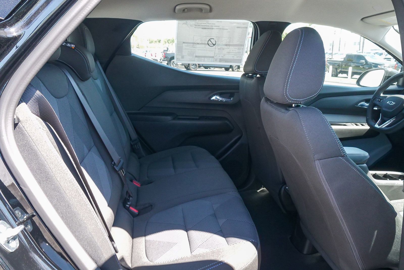 New 2027 Chevrolet Bolt LT w/ Comfort Package image 15