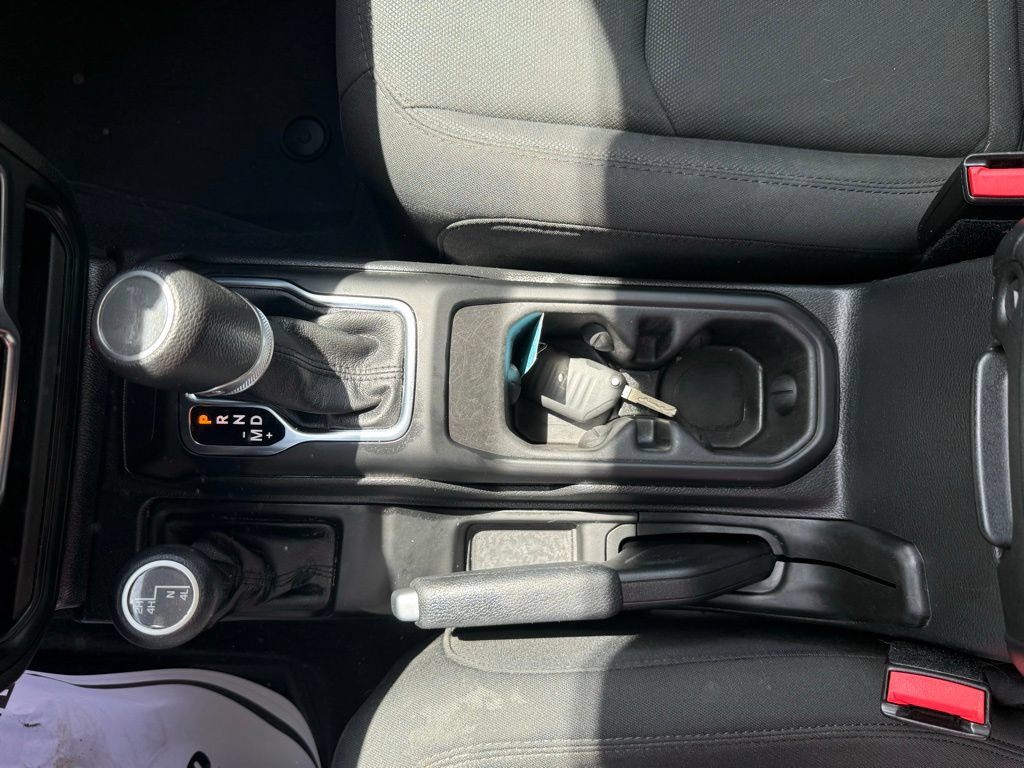 Used 2023 Jeep Wrangler Unlimited Sport AWD/4WD image 38