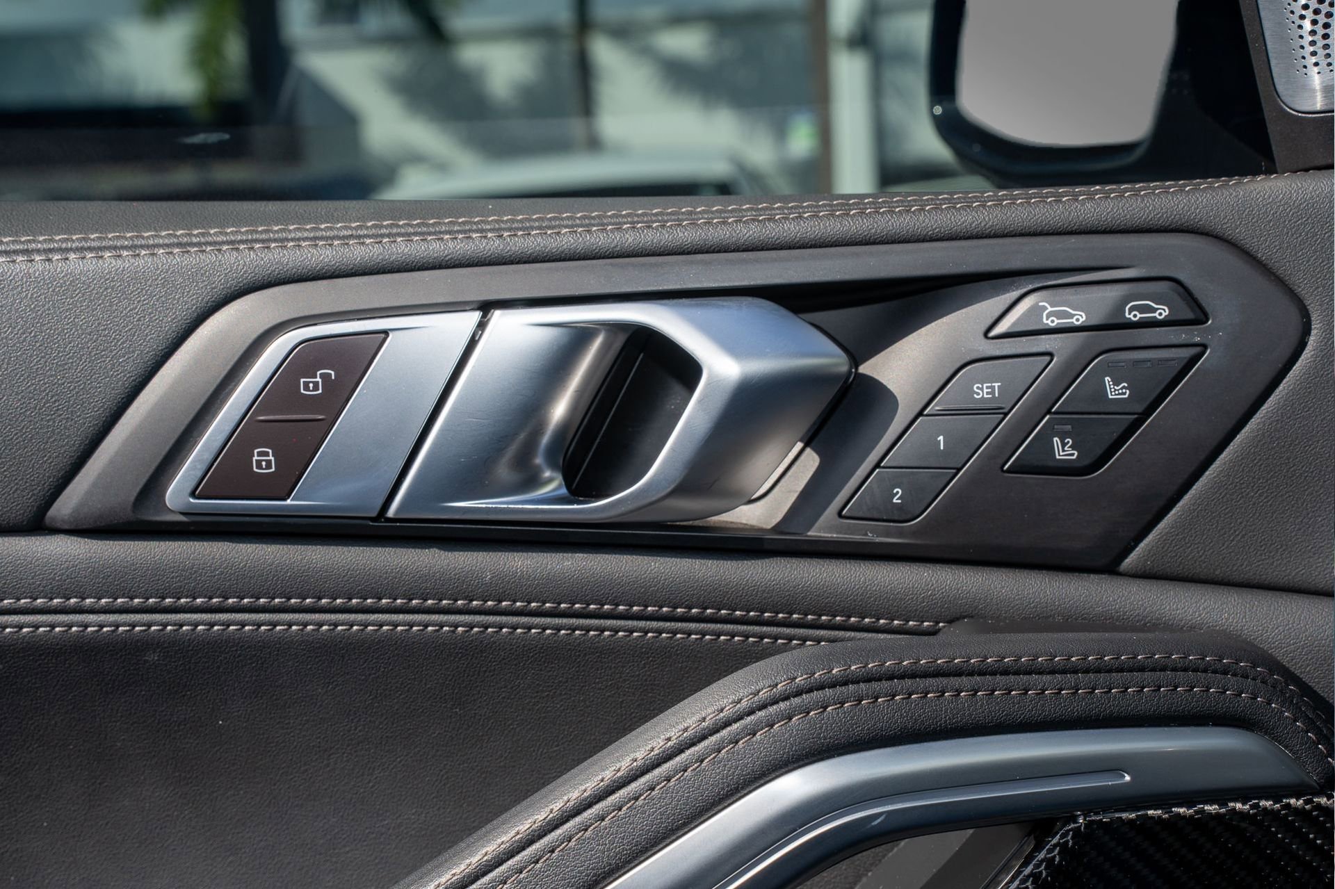 Used 2024 BMW X6 M60i w/ Dynamic Handling Package image 29