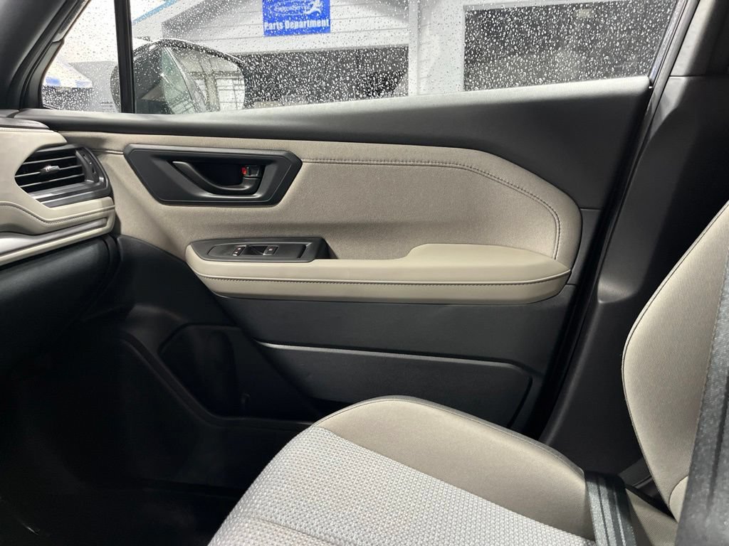 Used 2026 Subaru Forester Premium AWD/4WD image 17