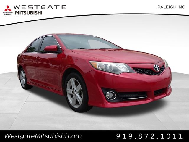 Used 2014 Toyota Camry SE