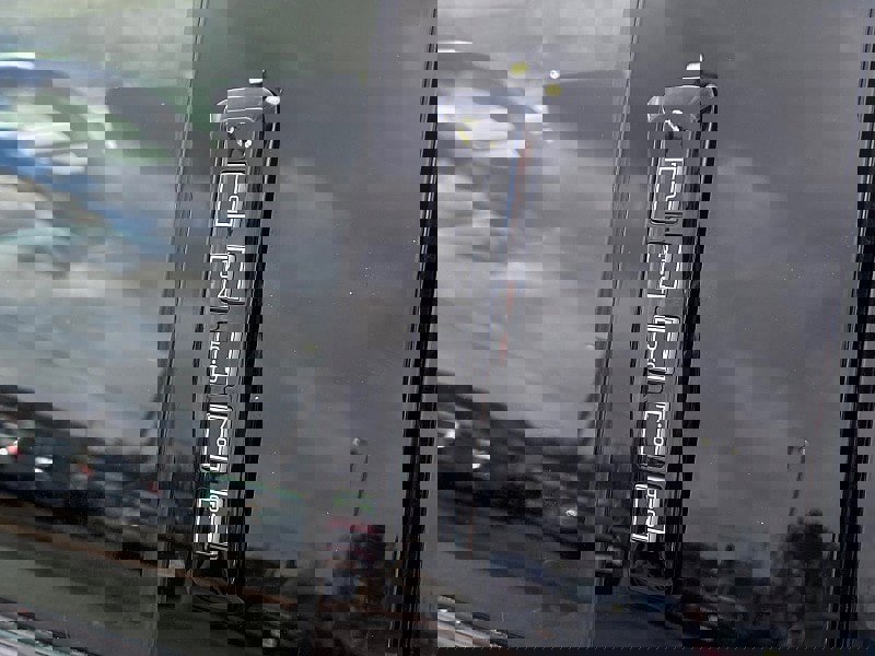 Used 2023 Ford F150 Lightning Lariat image 15