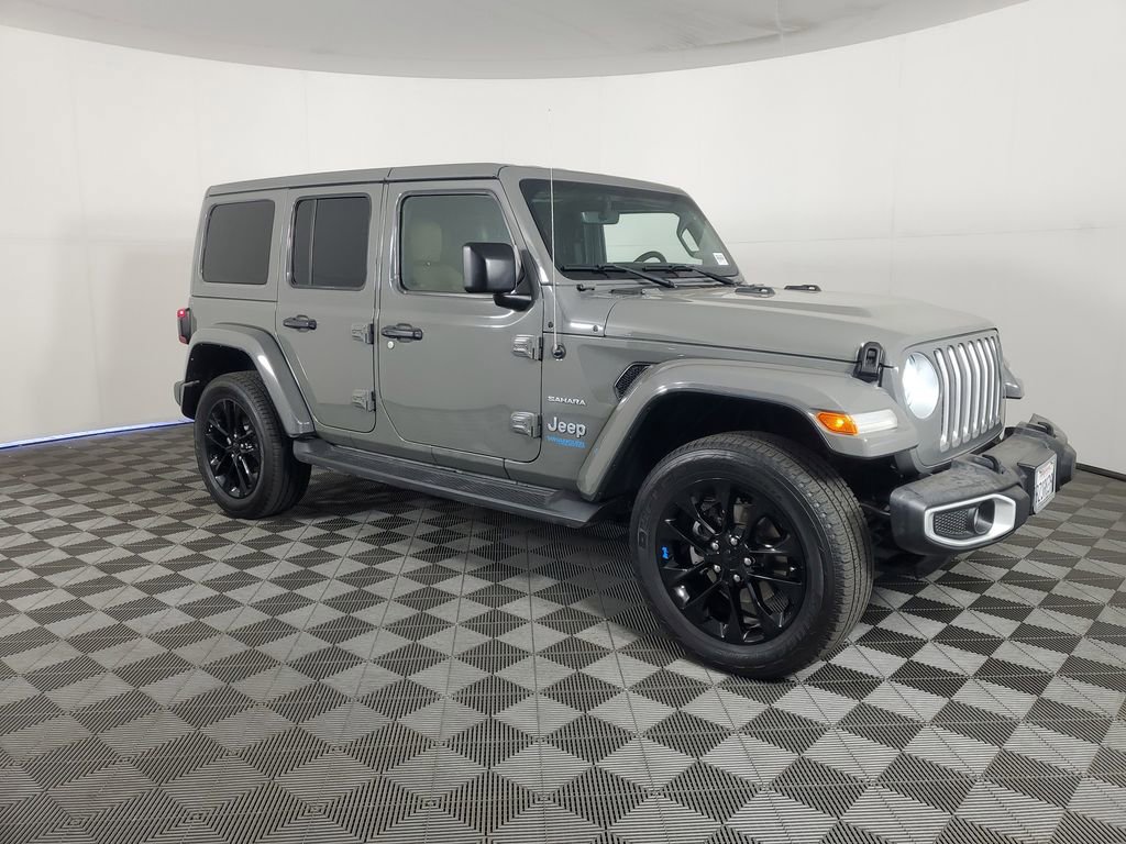 Used 2021 Jeep Wrangler Unlimited Sahara AWD/4WD image 2
