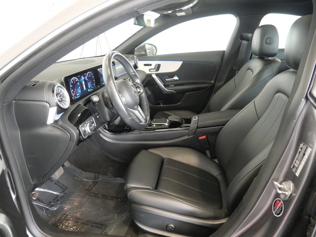 Used 2023 Mercedes-Benz CLA 250 4MATIC image 15