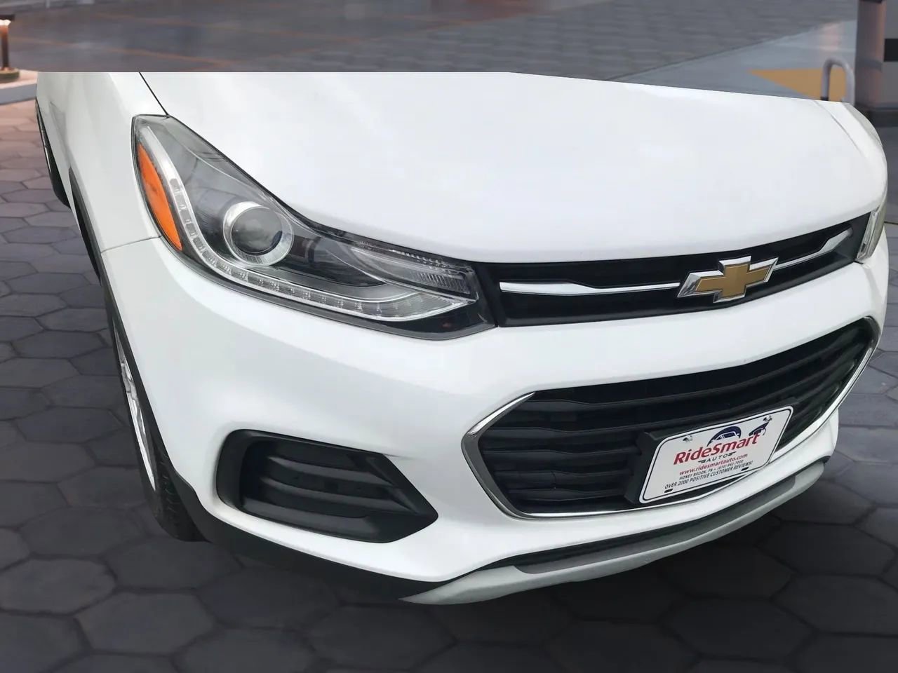 Used 2020 Chevrolet Trax LT image 48