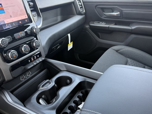 New 2026 RAM 1500 Express AWD/4WD image 16