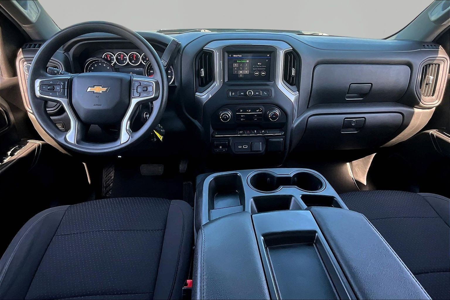 Used 2023 Chevrolet Silverado 2500 Custom w/ Custom Value Package AWD/4WD image 8