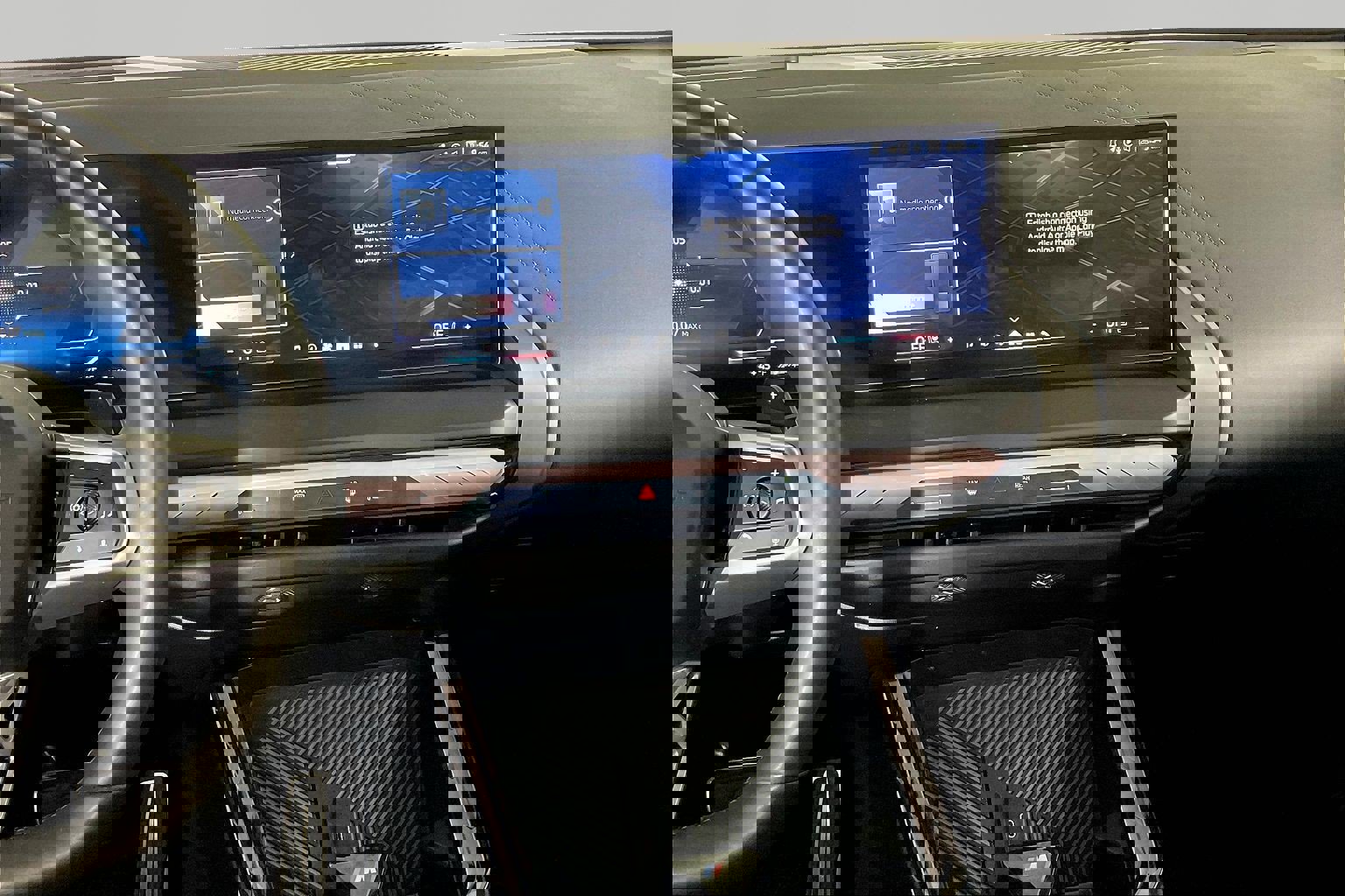 Certified 2025 BMW X3 xDrive30i w/ Premium Package image 11