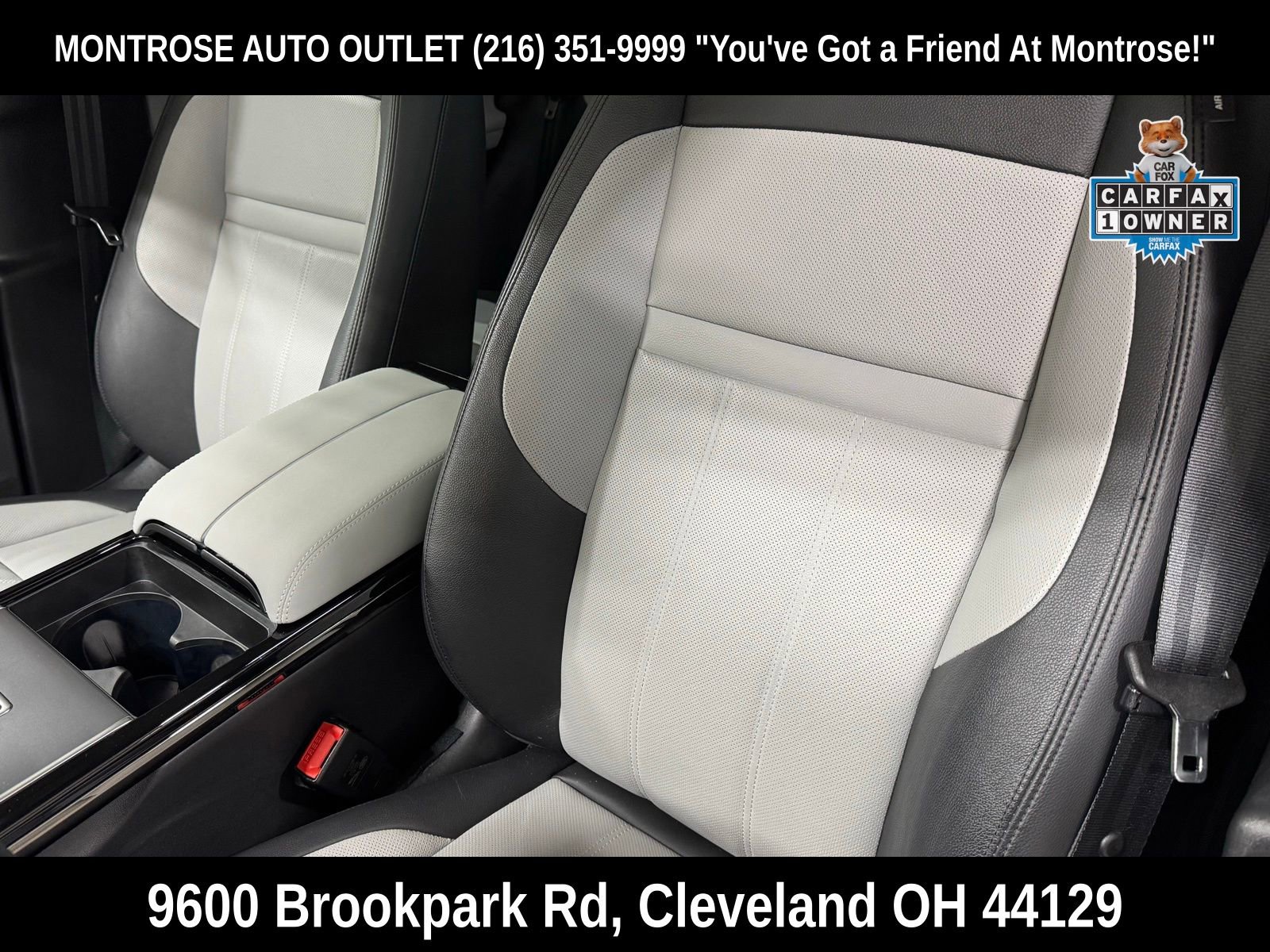 Used 2024 Land Rover Range Rover Evoque Dynamic SE image 27