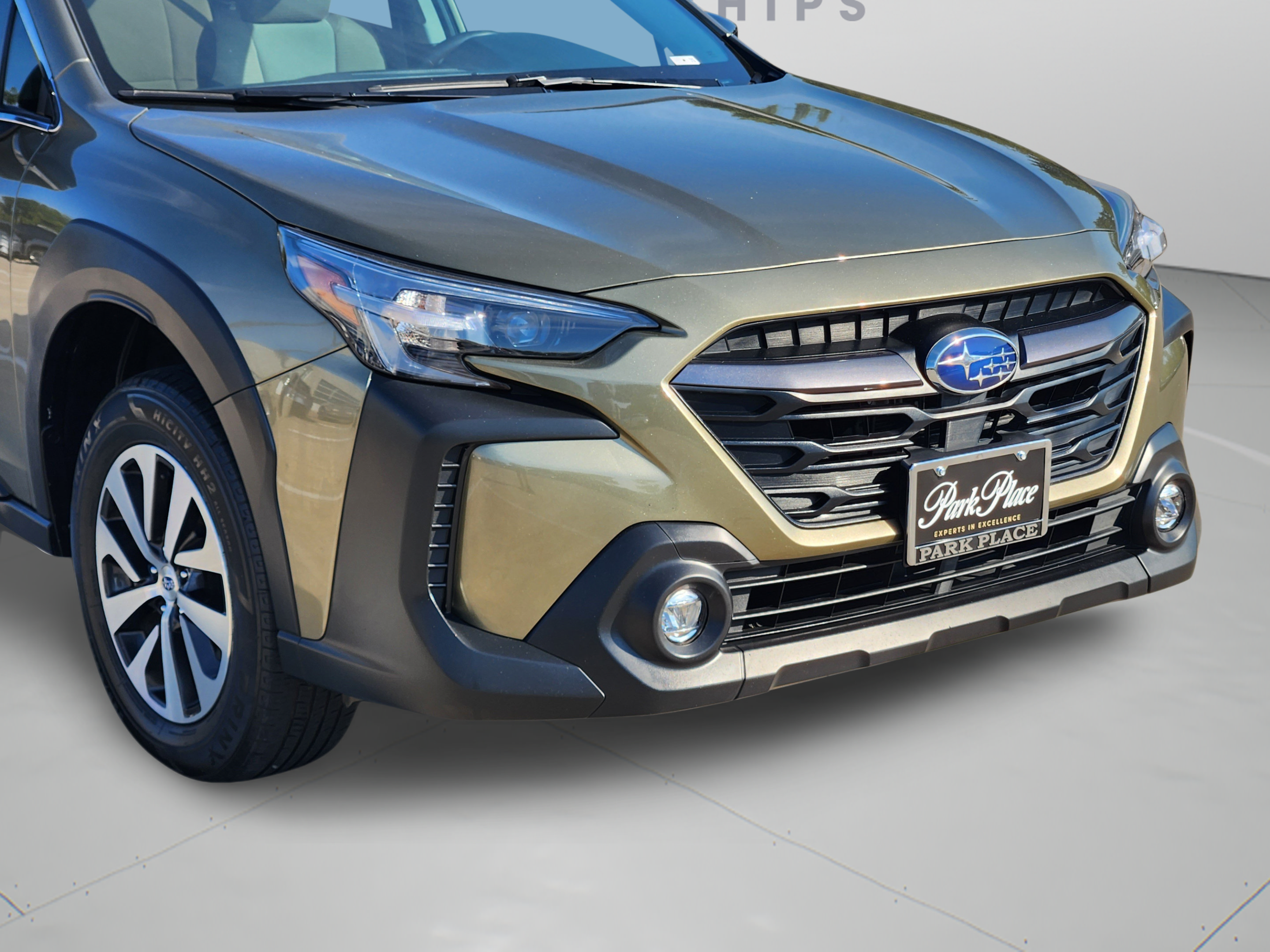 Used 2025 Subaru Outback Premium AWD/4WD image 31