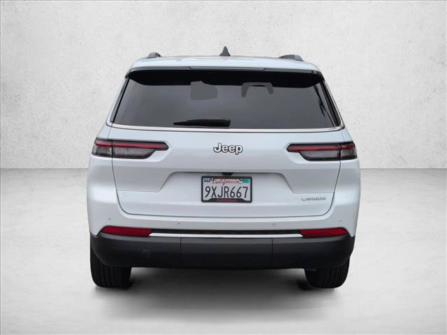 Used 2025 Jeep Grand Cherokee L Laredo RWD image 7