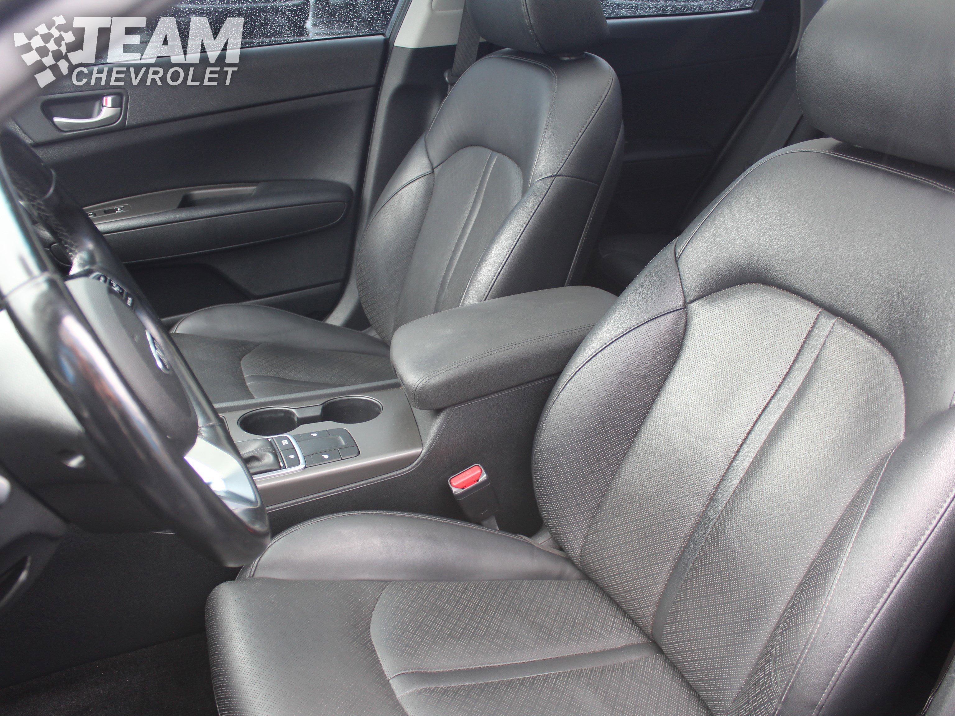 Used 2020 Kia Optima SE FWD image 11