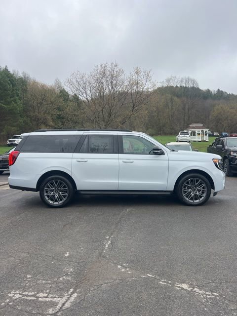 Used 2026 Ford Expedition Max Platinum AWD/4WD image 15