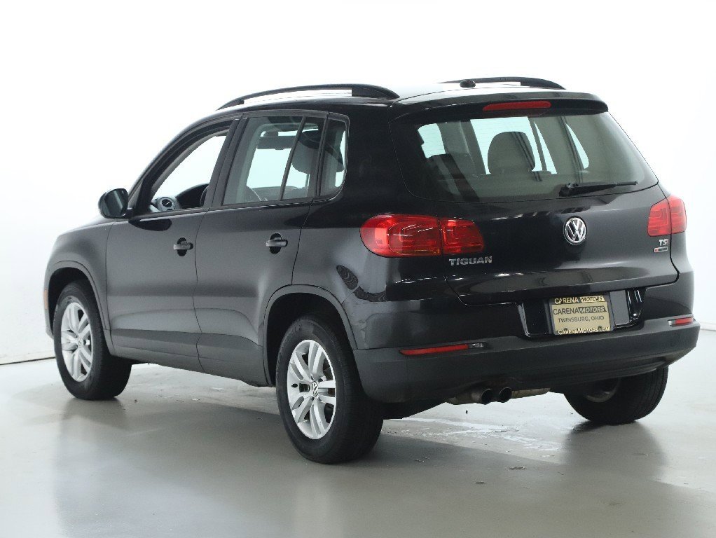 Used 2016 Volkswagen Tiguan S image 5