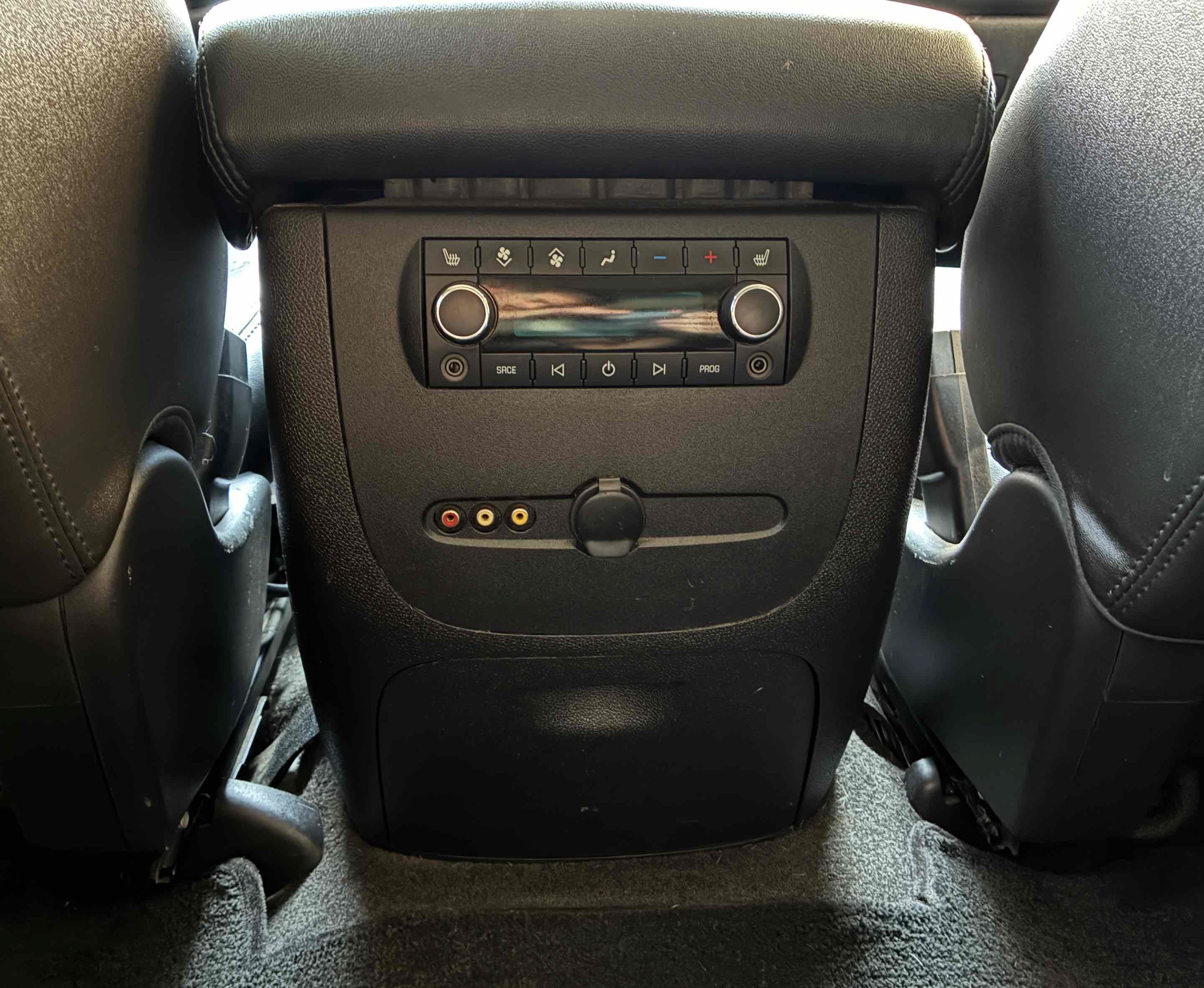 Used 2012 GMC Yukon Denali AWD/4WD image 52