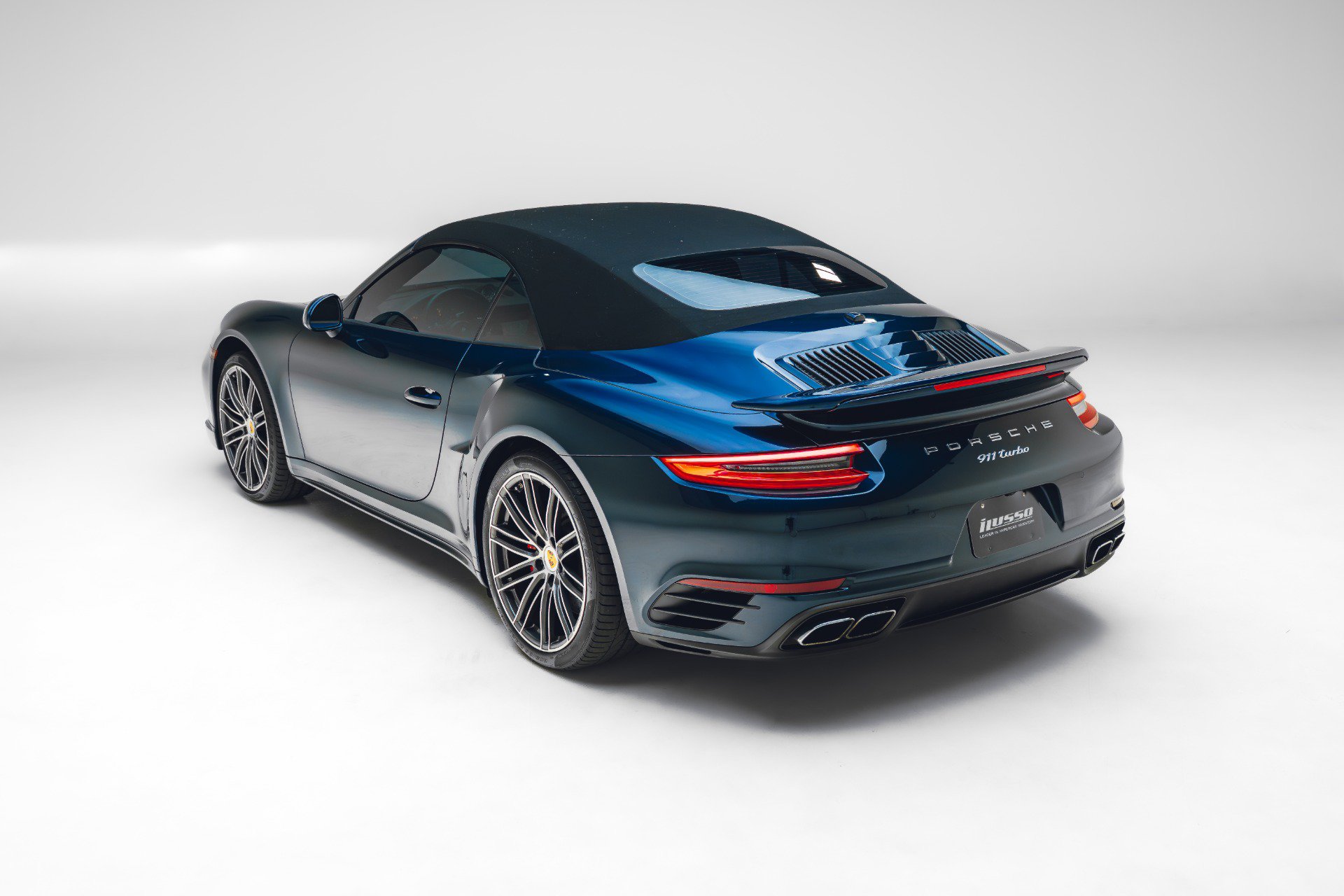 Used 2019 Porsche 911 Turbo AWD/4WD image 10