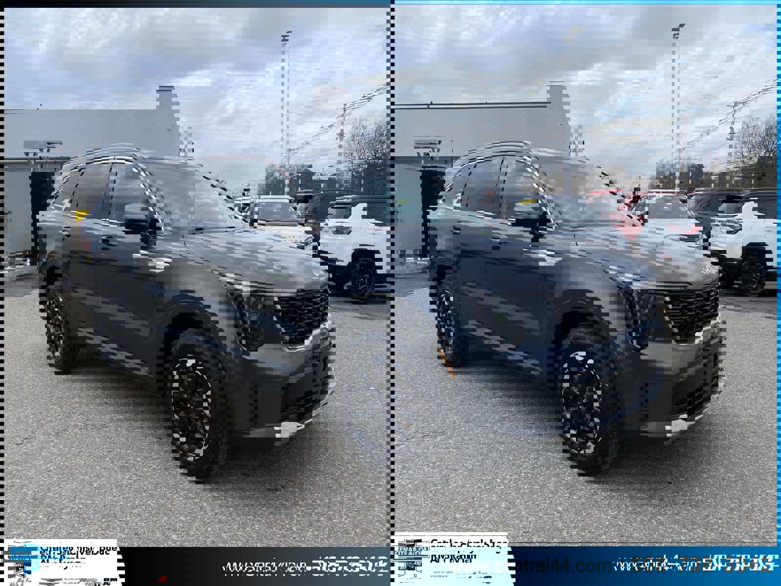 Used 2024 Kia Sorento S image 1