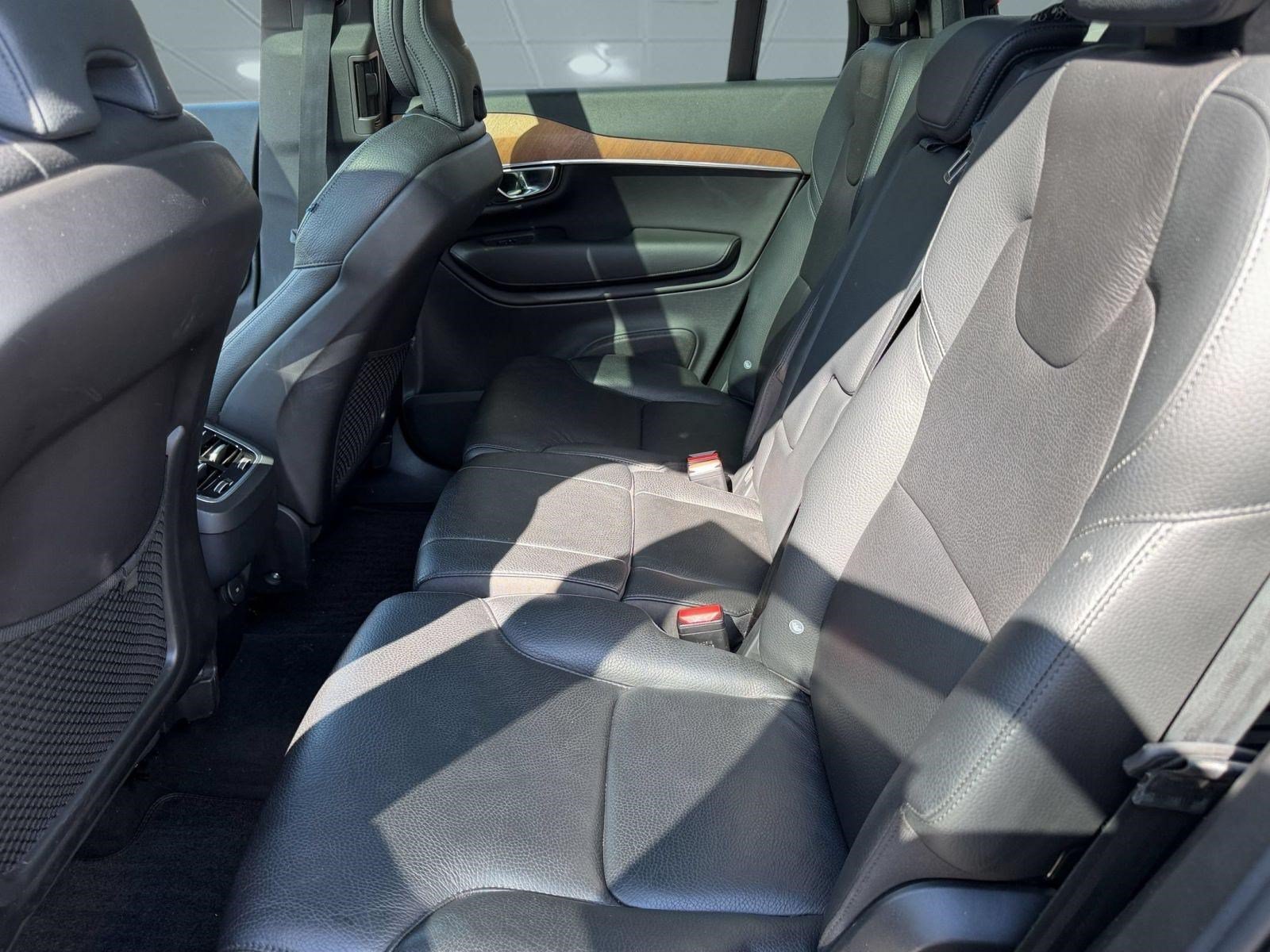Certified 2023 Volvo XC90 B5 Plus w/ Protection Package Premier AWD/4WD image 22