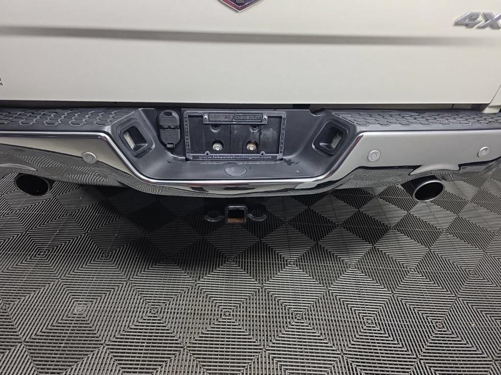 Used 2017 RAM 1500 Laramie w/ Convenience Group AWD/4WD image 34