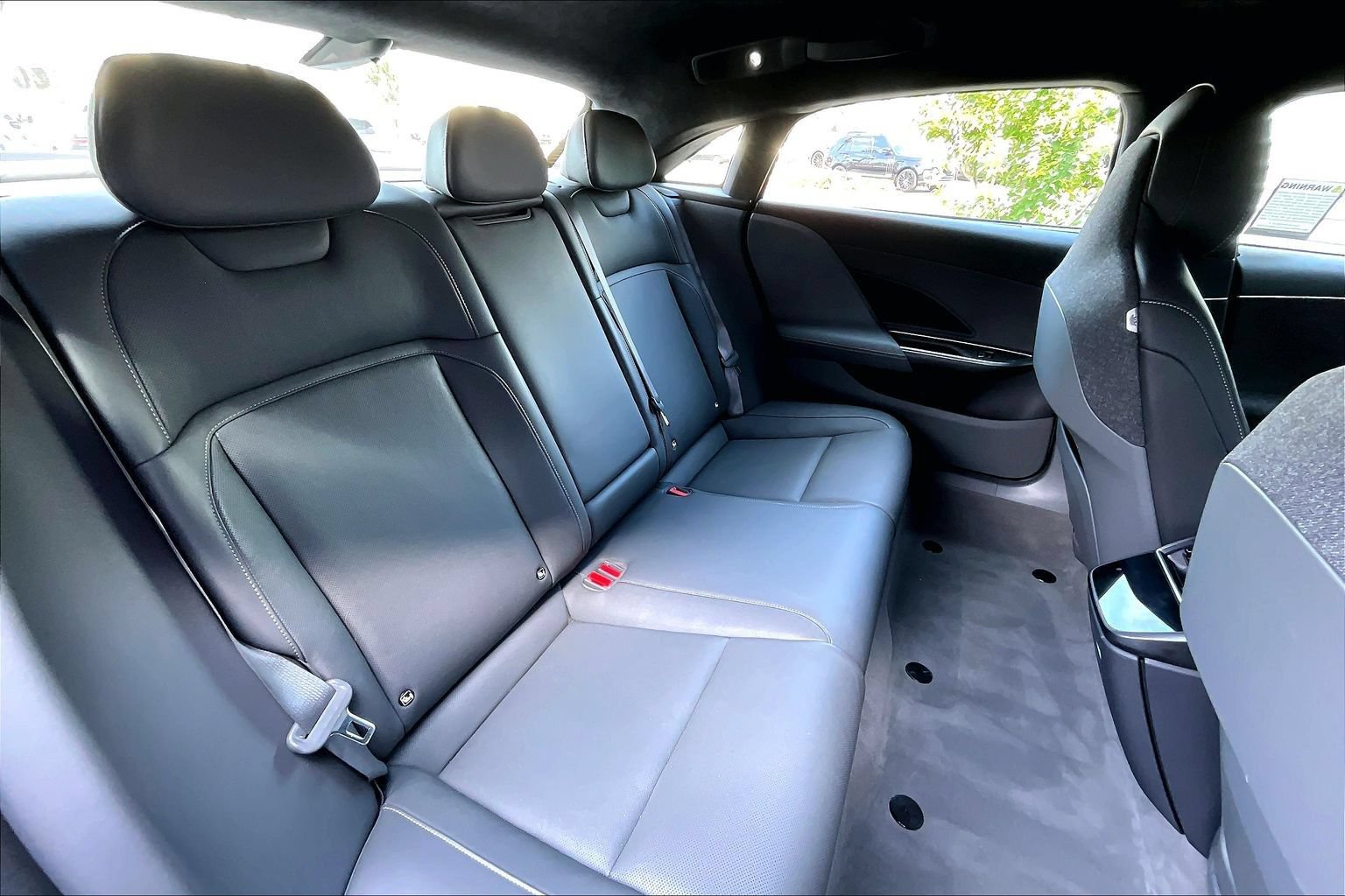 Used 2024 Lucid Air Touring AWD/4WD image 27