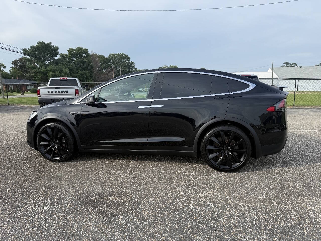 Used 2019 Tesla Model X Long Range AWD/4WD image 23