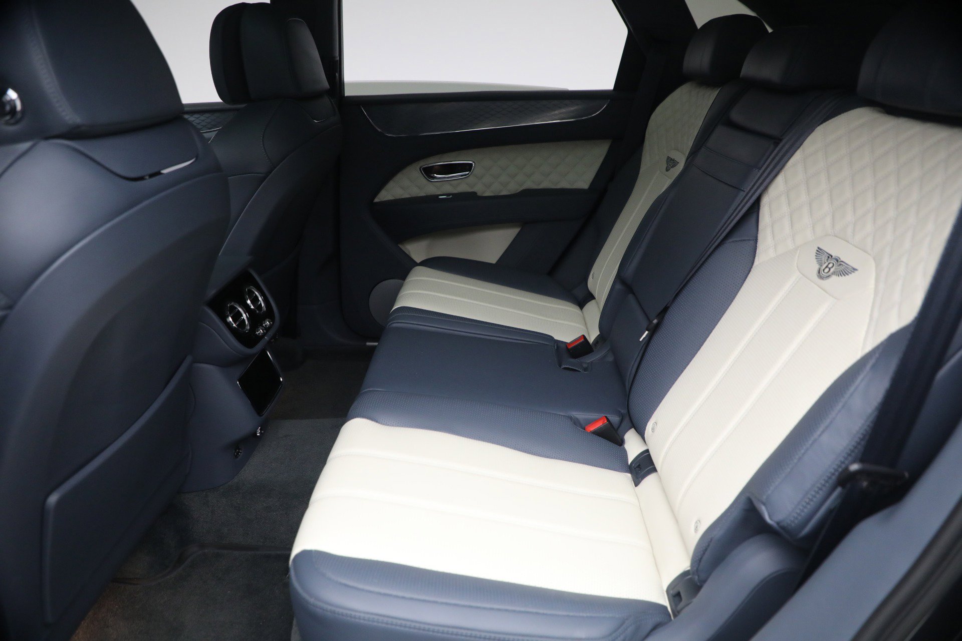 Certified 2021 Bentley Bentayga Speed image 24