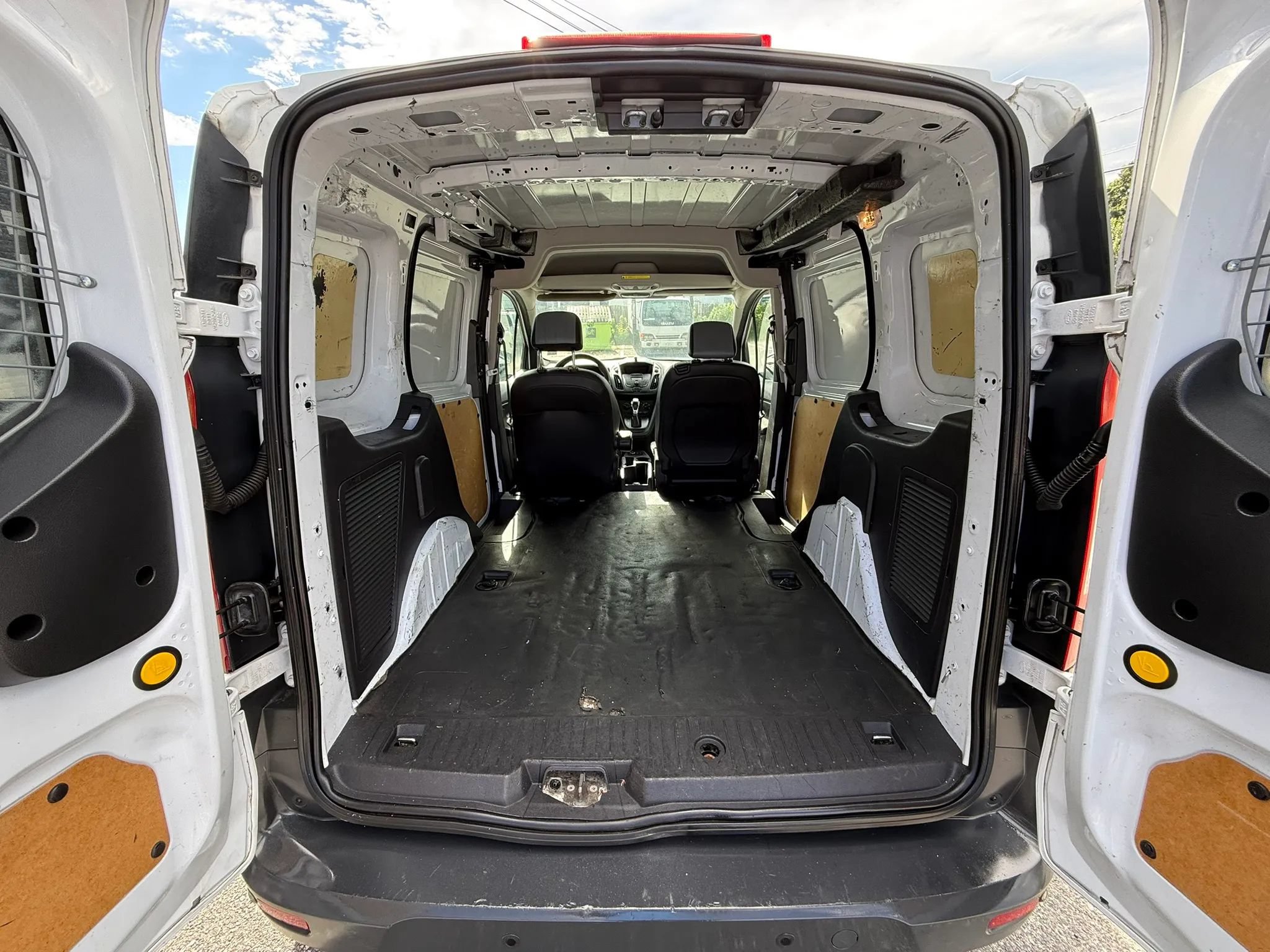 Used 2015 Ford Transit Connect XL FWD image 14