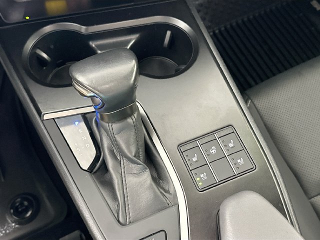 Used 2024 Lexus UX 250h AWD w/ Premium Package image 16
